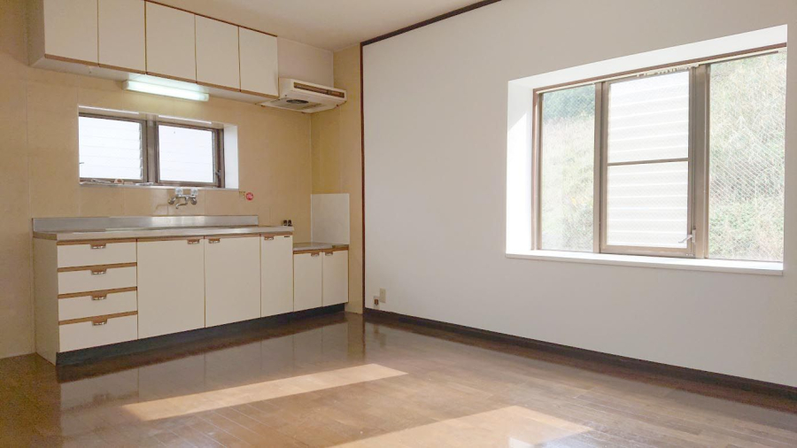 キッチンと出窓