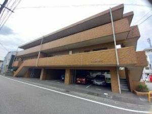 宮崎駅東３丁目10-8のアパート・マンション