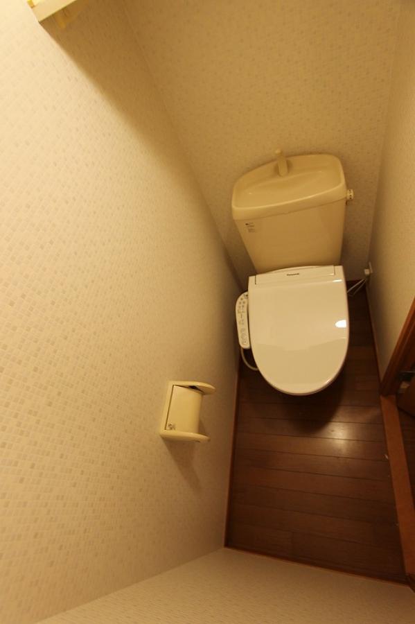 温水洗浄便座※別室同じ間取りの写真。現況を優先します。