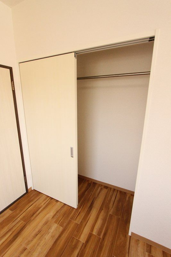 ※別室同じ間取りの写真。現況を優先します。
