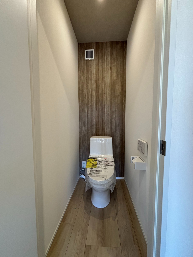 toilet