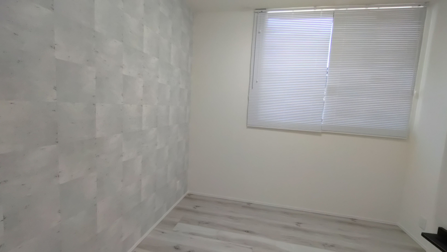 2階洋室(真ん中)