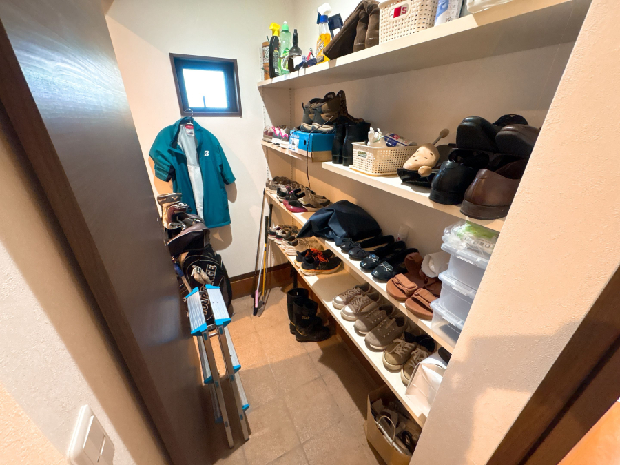 シューズクローク