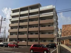 鶴島２丁目4-12の賃貸(アパート・マンション)