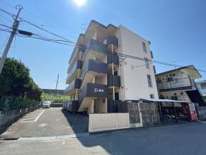 瀬頭１丁目4-8の賃貸(アパート・マンション)