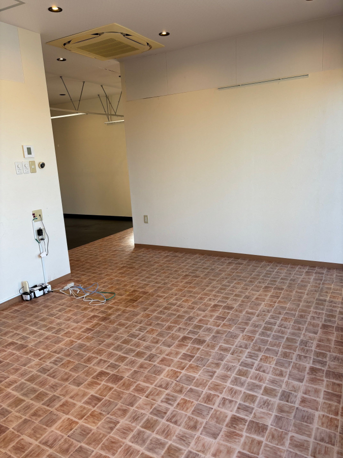 1F店舗(室内)