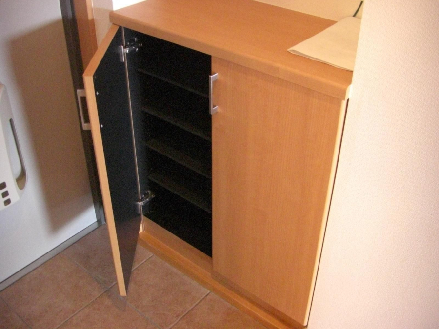 シューズボックス