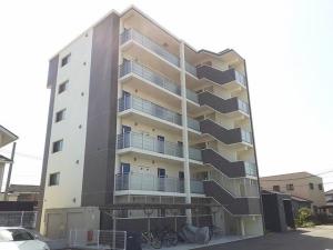 波島２丁目2-7の賃貸(アパート・マンション)