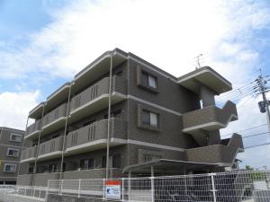 花山手東１丁目15-4の賃貸(アパート・マンション)